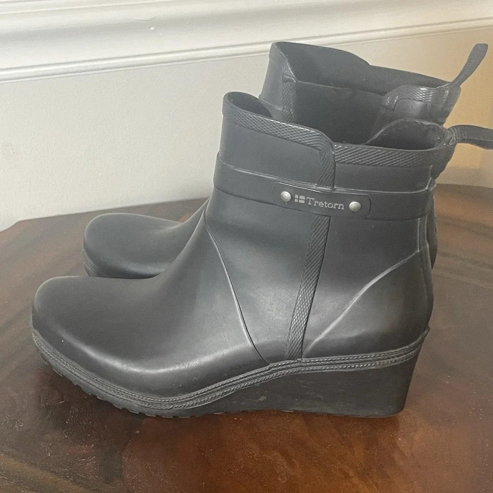 Tretorn‎ Black Waterproof Rain Ankle Boots Chelsea Rubber Women's EU 40 US 9